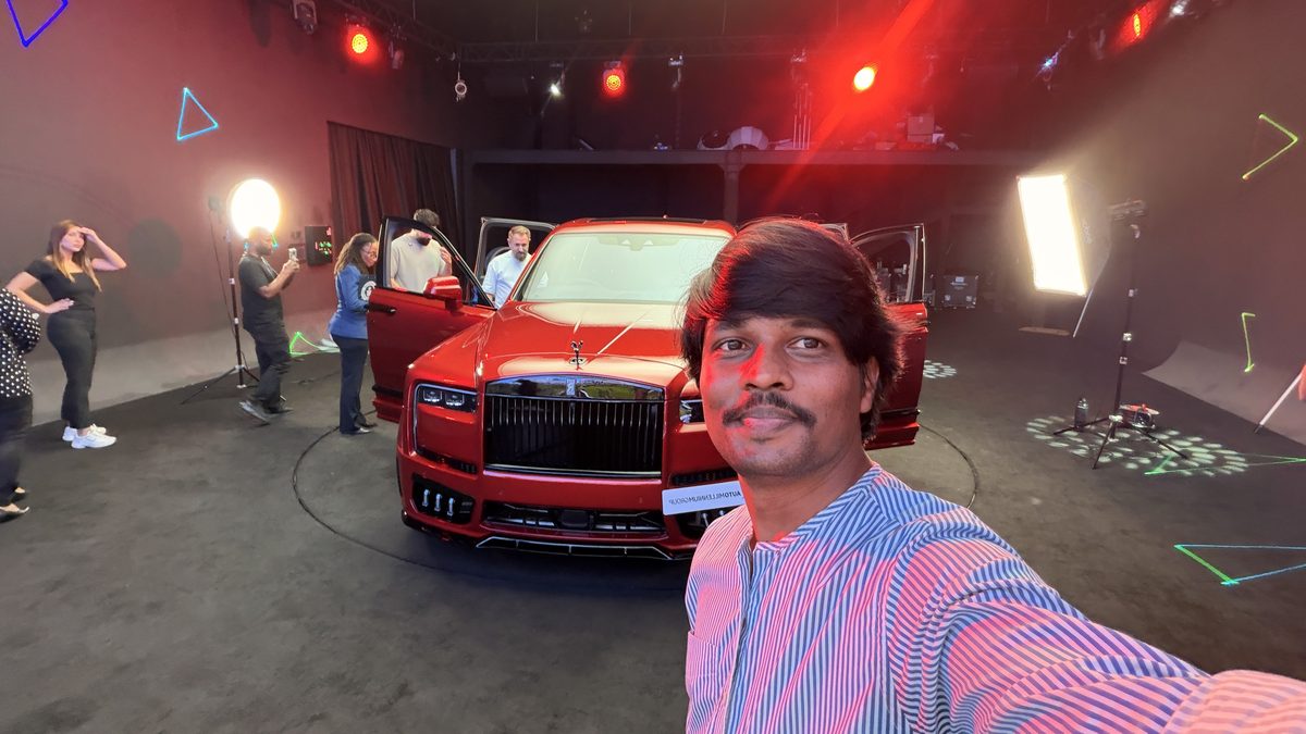 Studio reveal of the red Joker Theme SUV